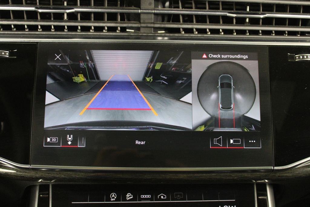 2022 Audi Q7 45 Premium quattro