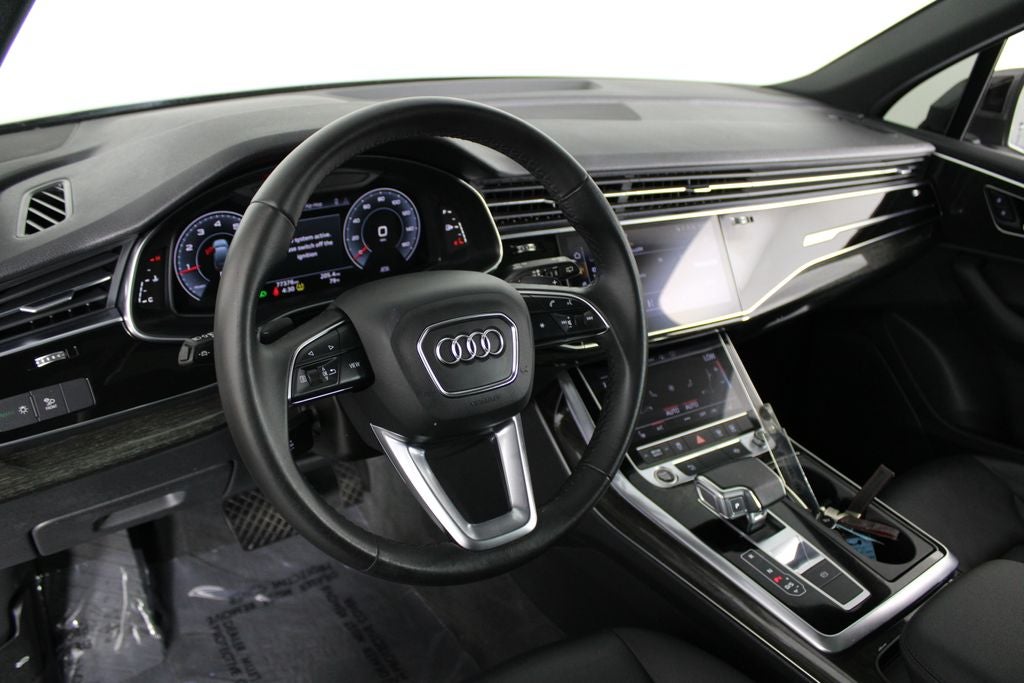 2022 Audi Q7 45 Premium quattro