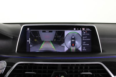 2021 BMW 7 Series 740i