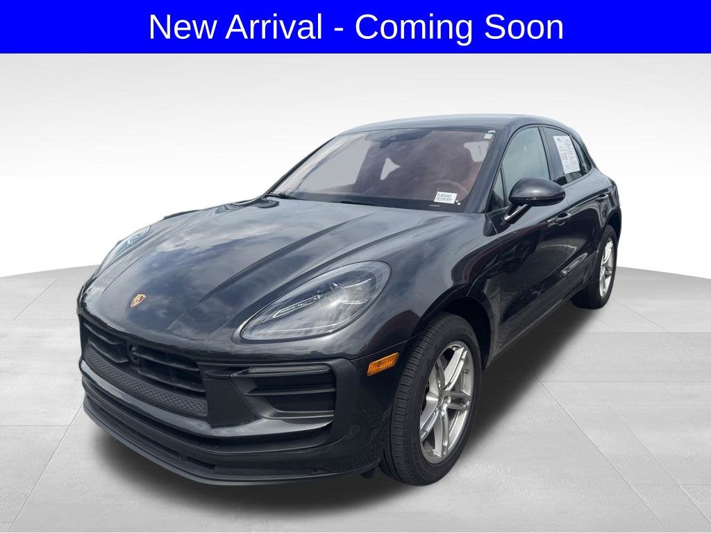 2023 Porsche Macan Base