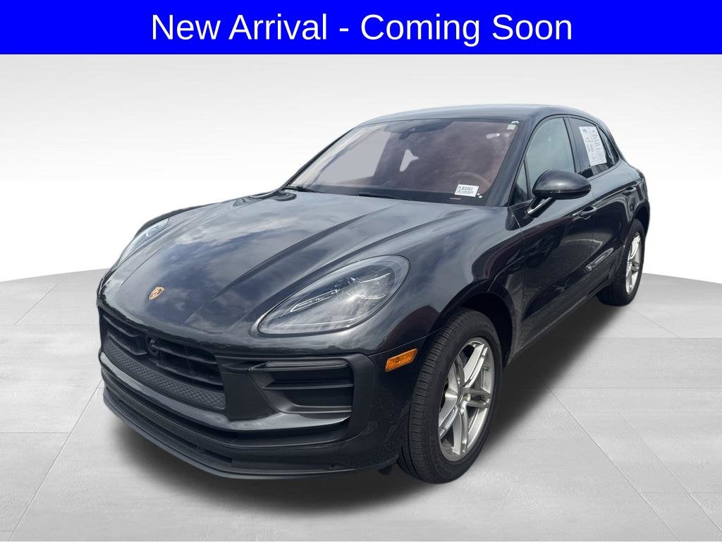 2023 Porsche Macan Base