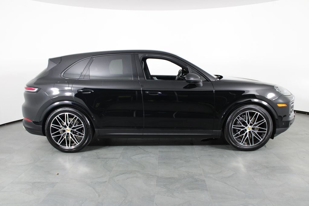 2024 Porsche Cayenne Base