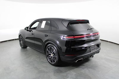2024 Porsche Cayenne Base