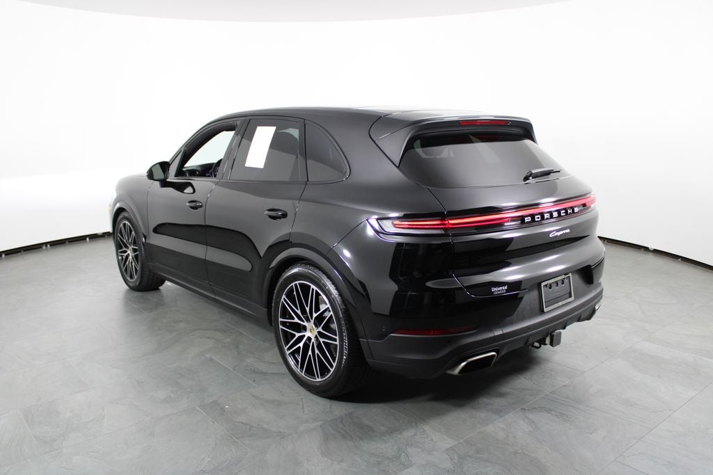 2024 Porsche Cayenne Base