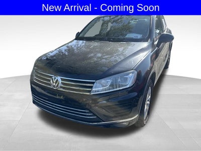 2017 Volkswagen Touareg V6 Sport 4Motion