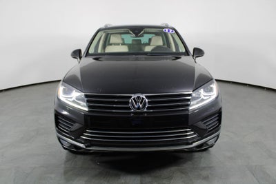 2017 Volkswagen Touareg V6 Sport 4Motion
