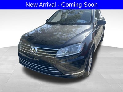 2017 Volkswagen Touareg V6 Sport 4Motion