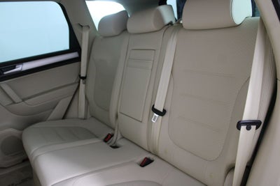 2017 Volkswagen Touareg V6 Sport 4Motion