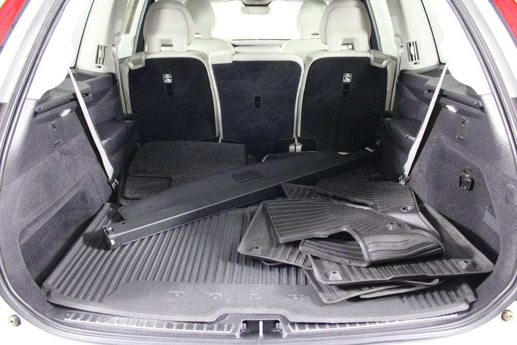 2023 Volvo XC90 Recharge Plug-In Hybrid T8 Plus Bright Theme 7 Passenger