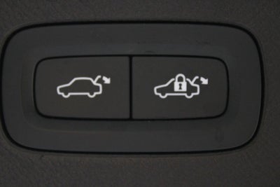 2023 Volvo XC90 Recharge Plug-In Hybrid T8 Plus Bright Theme 7 Passenger