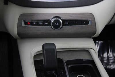 2023 Volvo XC90 Recharge Plug-In Hybrid T8 Plus Bright Theme 7 Passenger