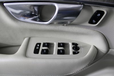 2023 Volvo XC90 Recharge Plug-In Hybrid T8 Plus Bright Theme 7 Passenger