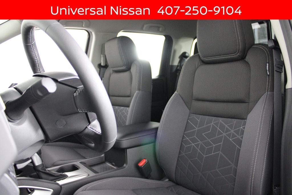 2025 Nissan Frontier SV