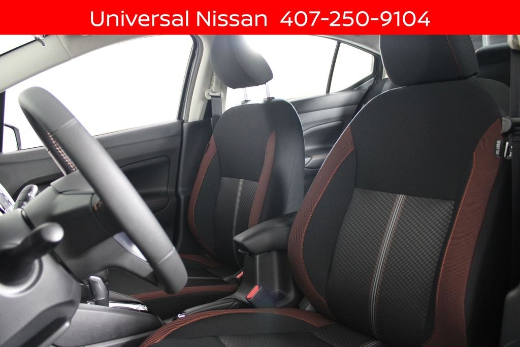 2025 Nissan Versa 1.6 SR