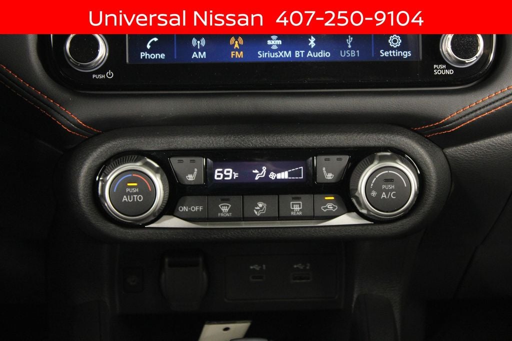 2025 Nissan Versa 1.6 SR