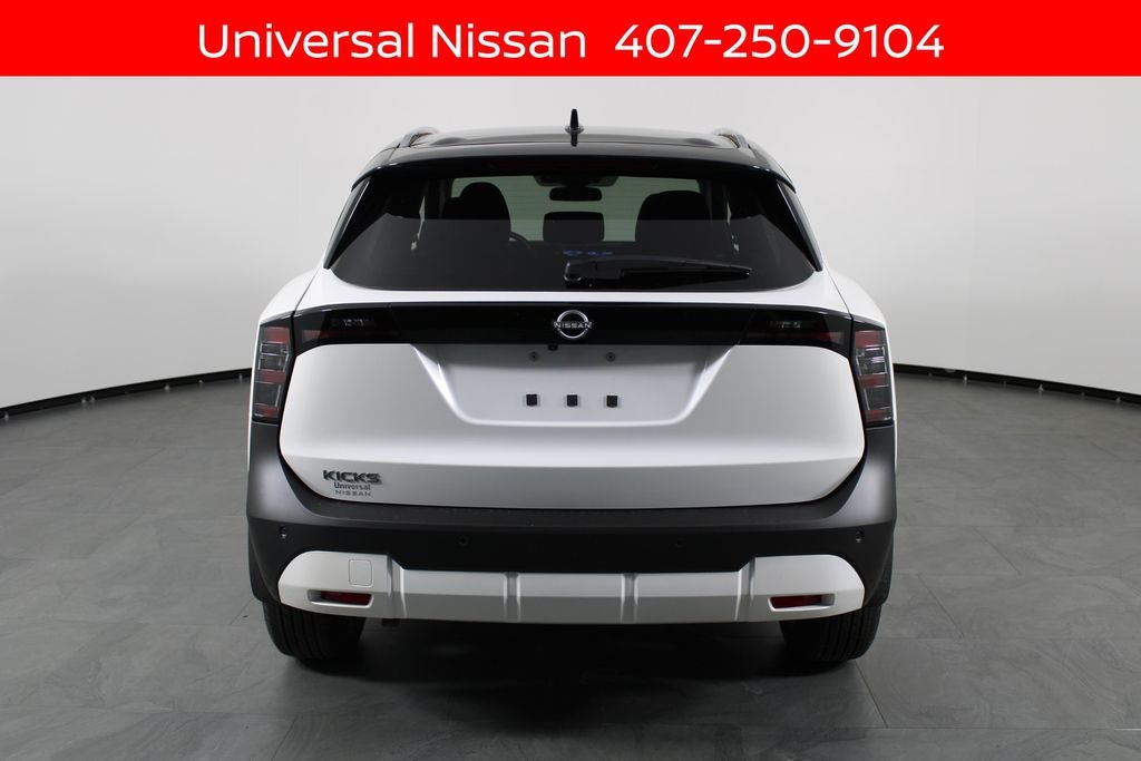 2026 Nissan Kicks SV