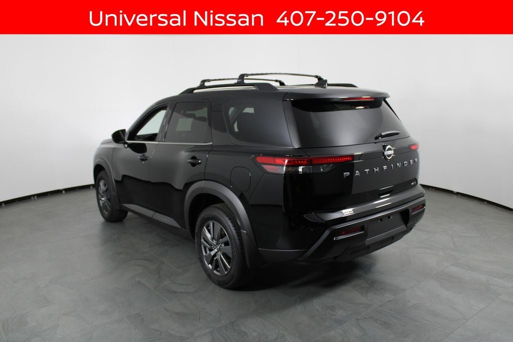 2026 Nissan Pathfinder SV