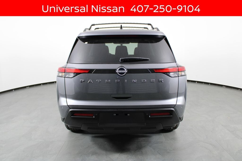 2026 Nissan Pathfinder SV