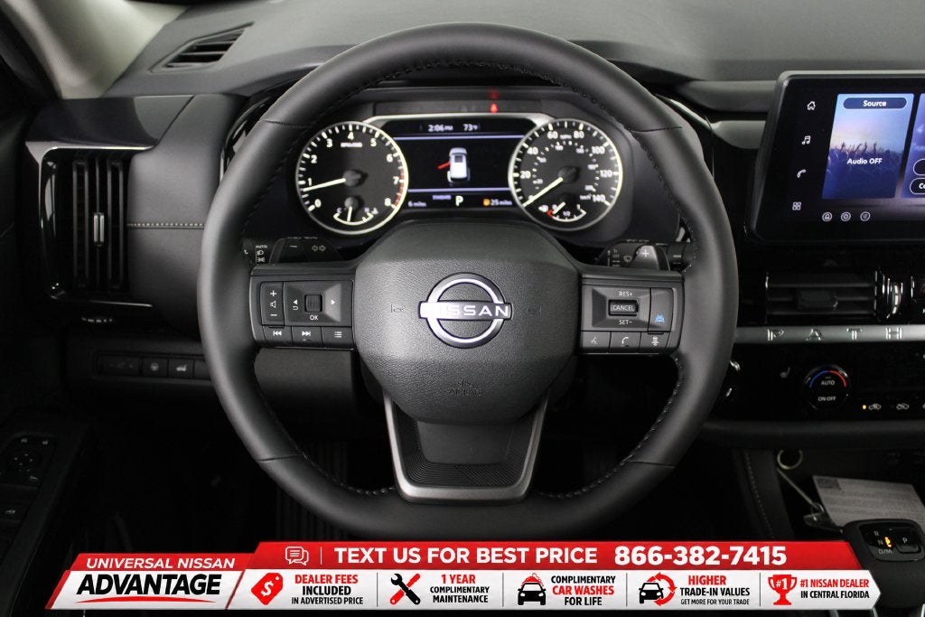 2026 Nissan Pathfinder SV