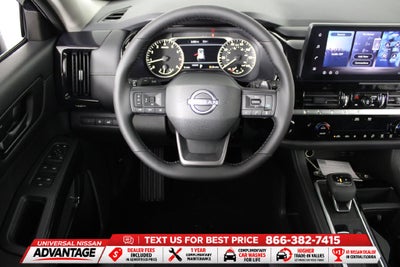2026 Nissan Pathfinder SV