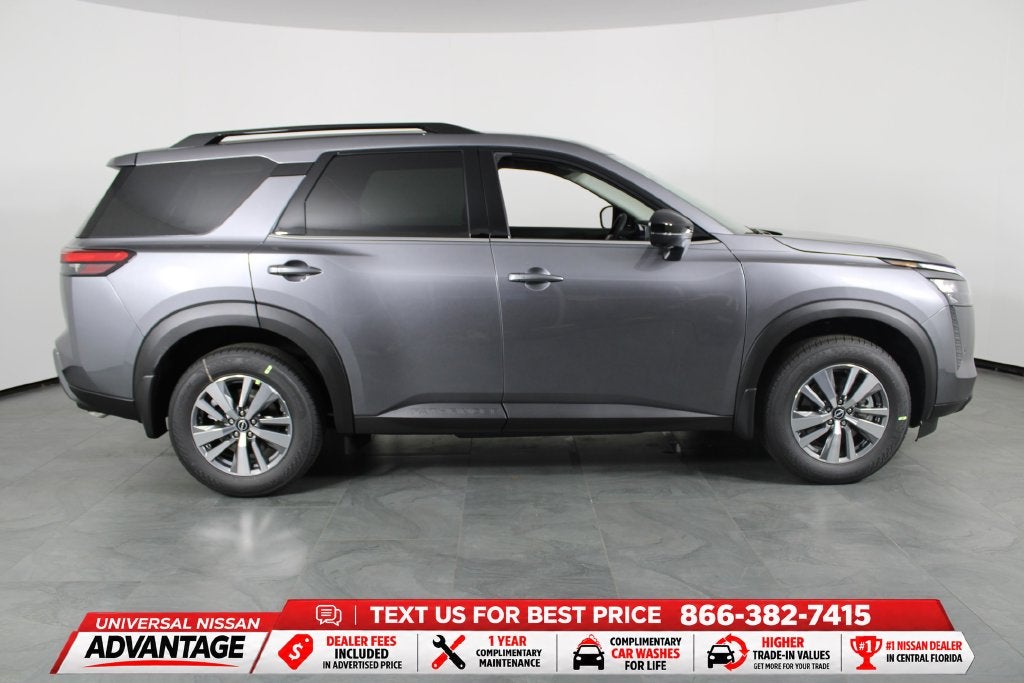 2026 Nissan Pathfinder SL