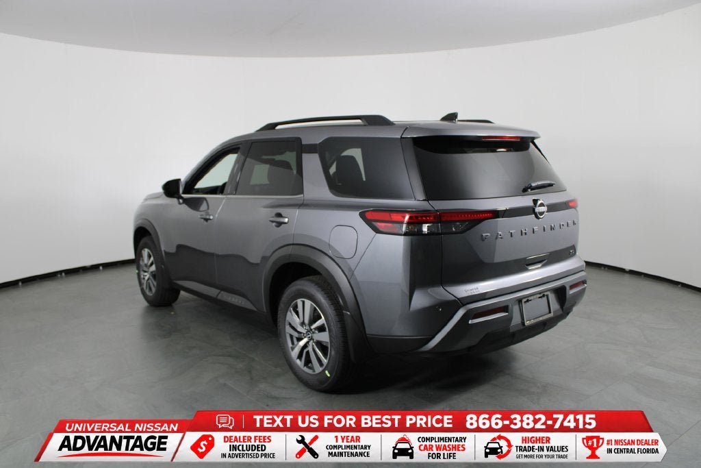 2026 Nissan Pathfinder SL