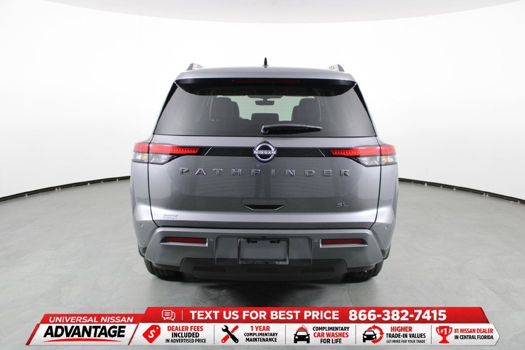 2026 Nissan Pathfinder SL