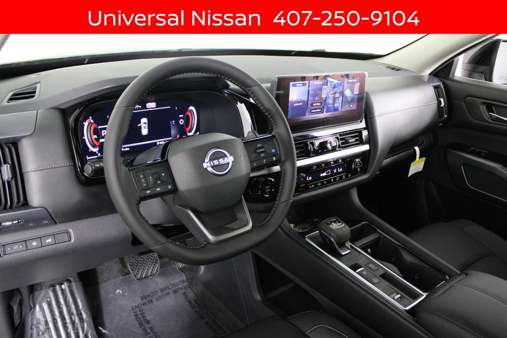 2026 Nissan Pathfinder SL