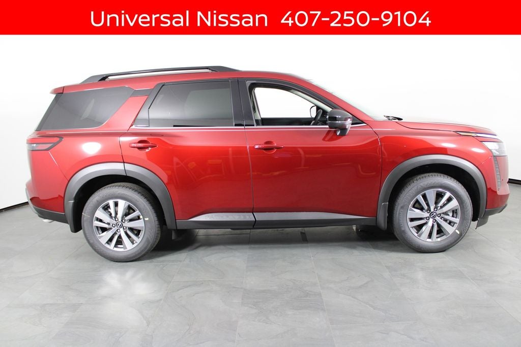 2026 Nissan Pathfinder SL