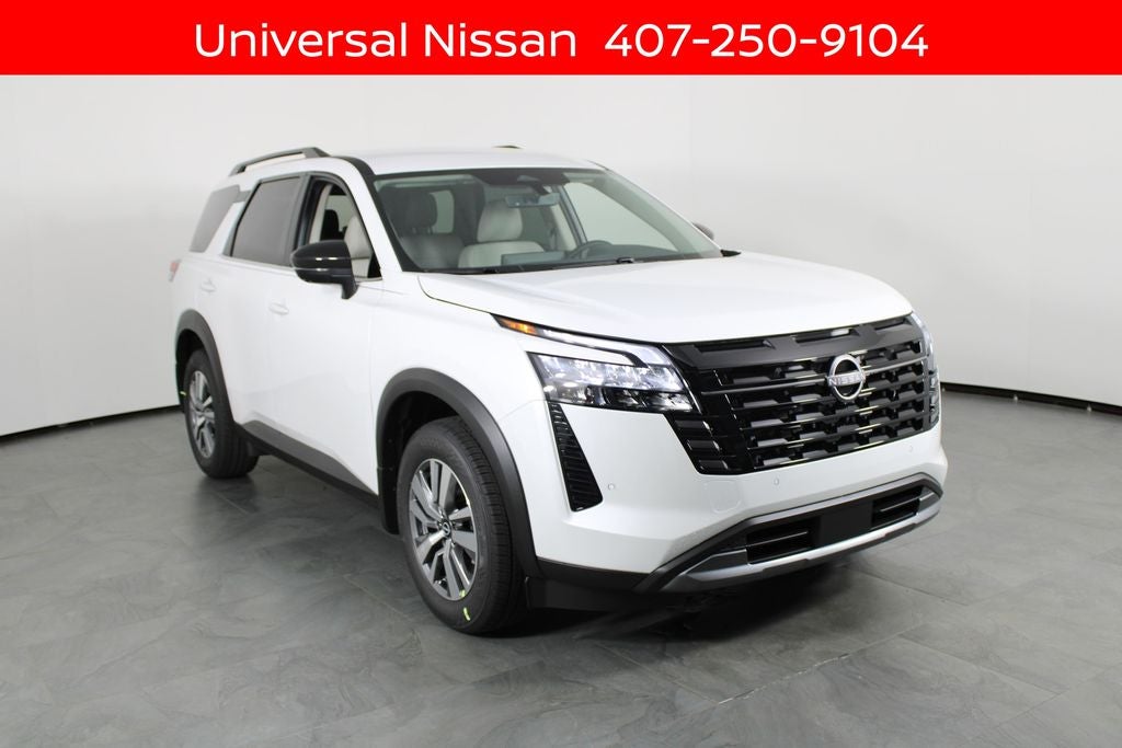 2026 Nissan Pathfinder SL