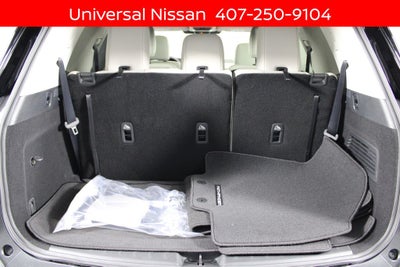 2026 Nissan Pathfinder SL