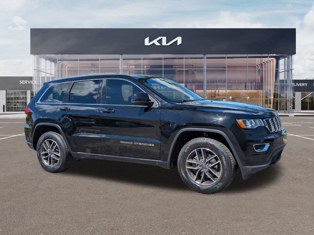 2020 Jeep Grand Cherokee Laredo E