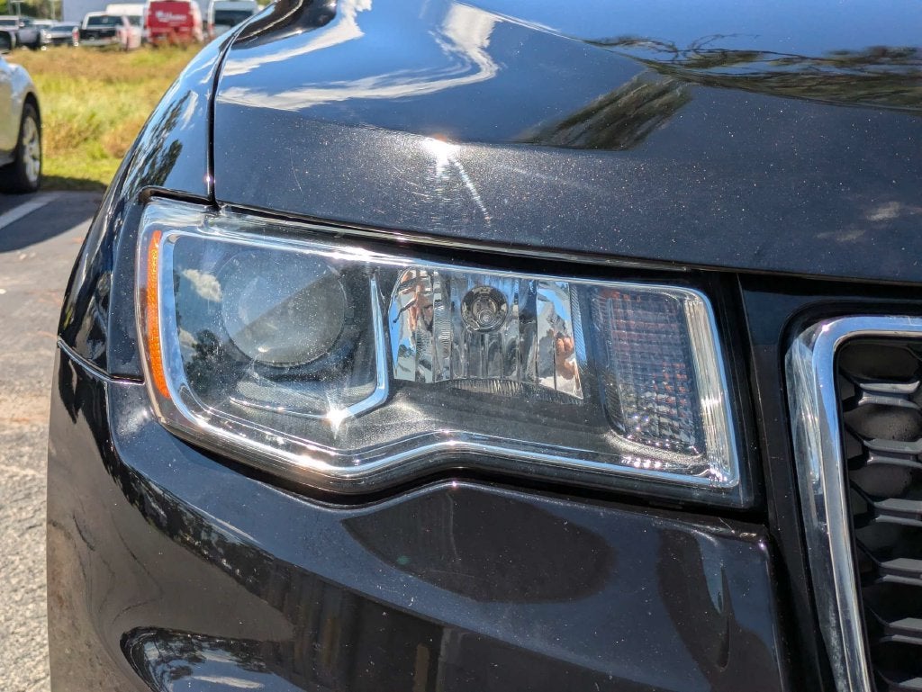 2020 Jeep Grand Cherokee Laredo E
