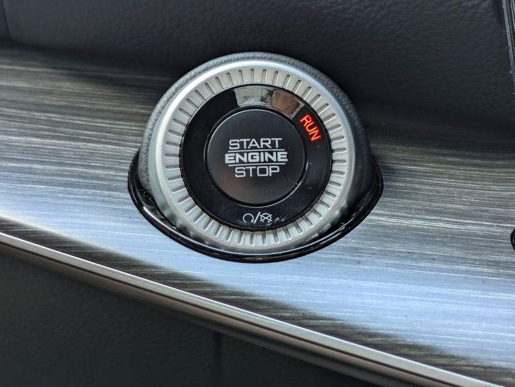 2024 Jeep Wagoneer L Series III