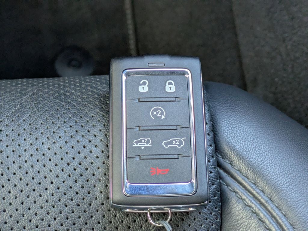 2024 Jeep Wagoneer L Series III