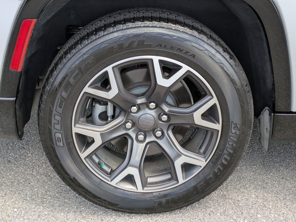 2024 Jeep Wagoneer L Series III