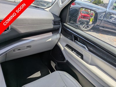 2024 Jeep Wagoneer Base