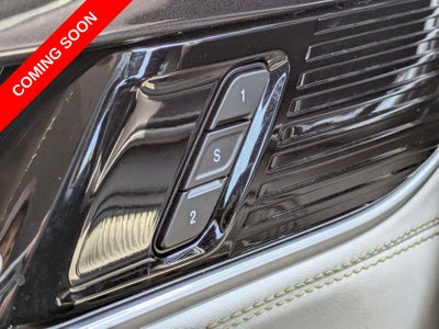2024 Jeep Wagoneer Base