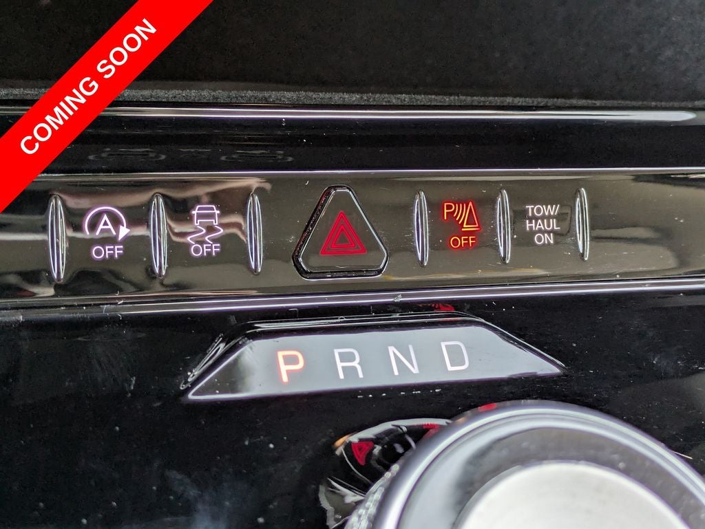 2024 Jeep Wagoneer Base