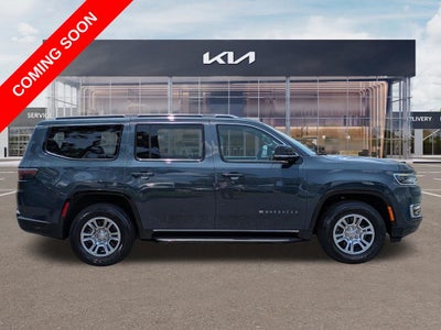 2024 Jeep Wagoneer Base