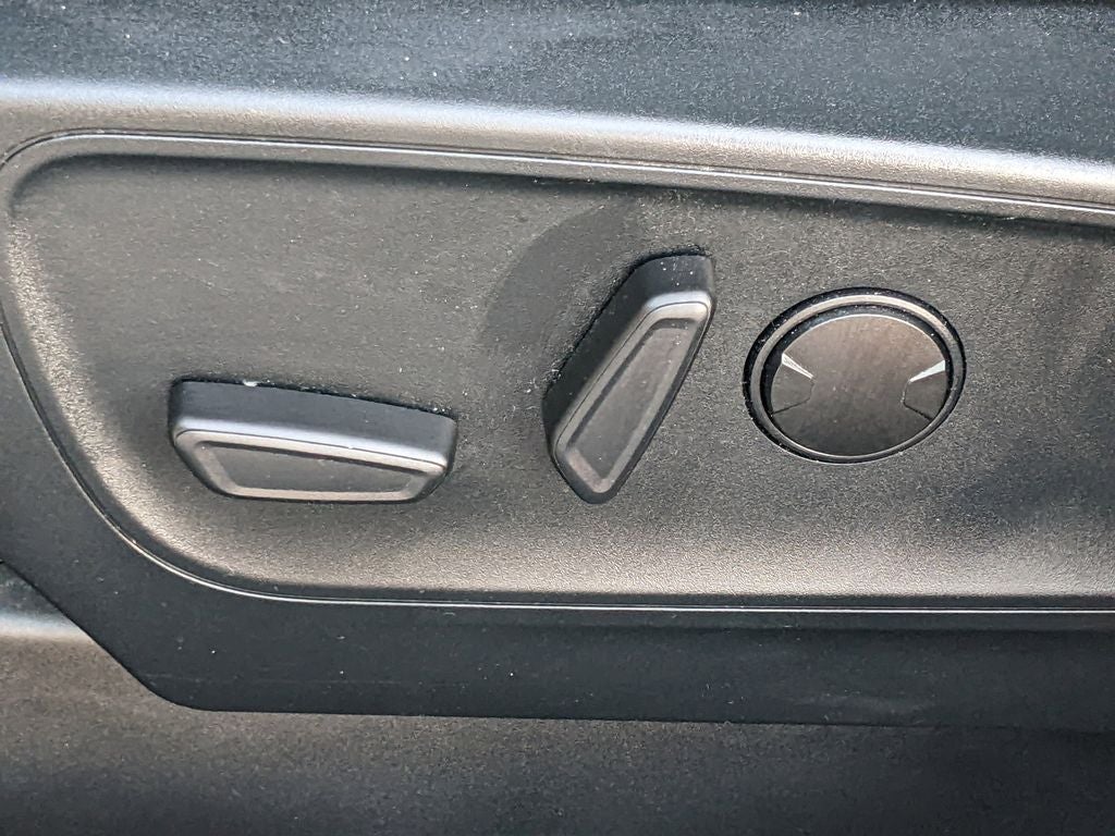 2021 Ford Escape Hybrid Titanium