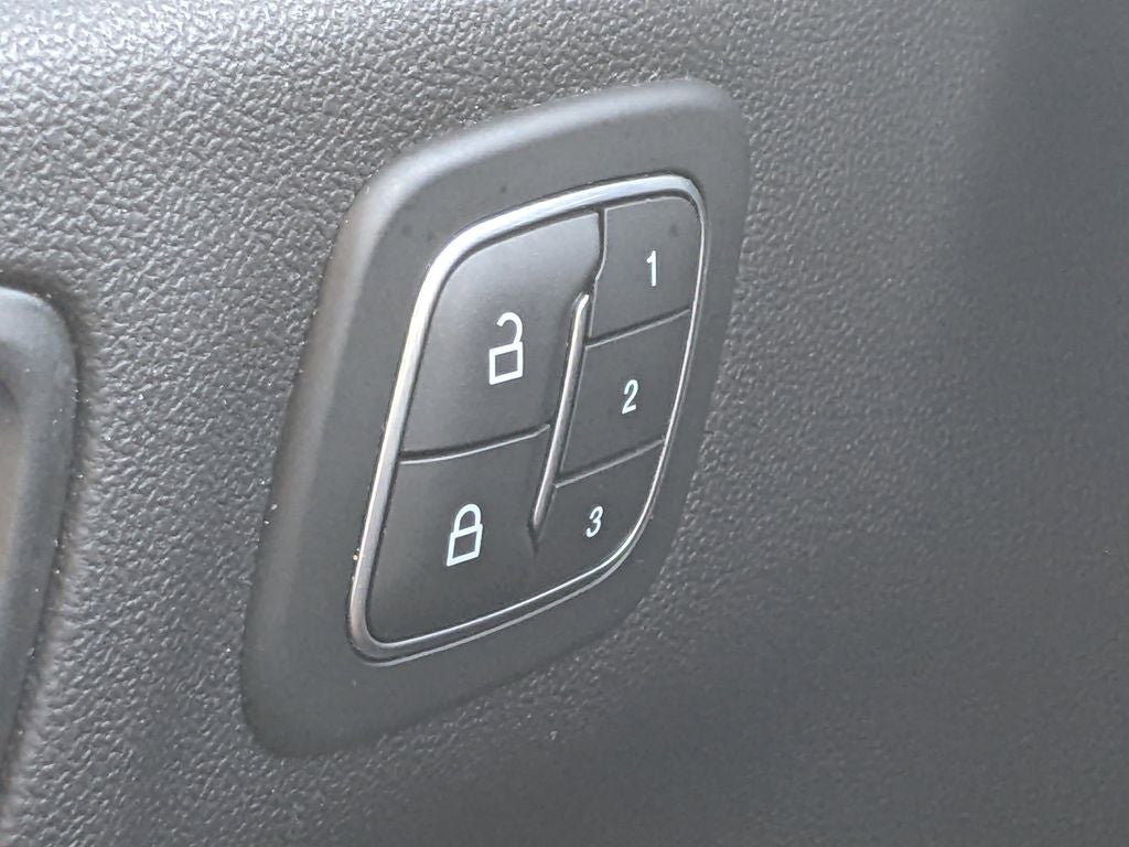 2021 Ford Escape Hybrid Titanium