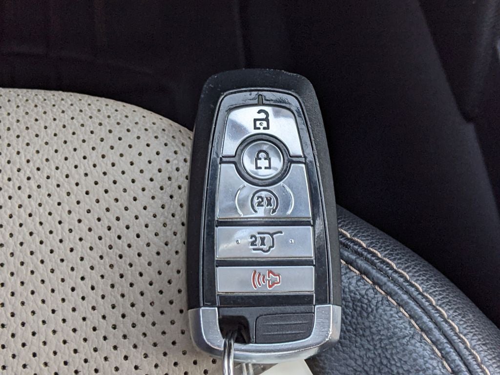 2021 Ford Escape Hybrid Titanium