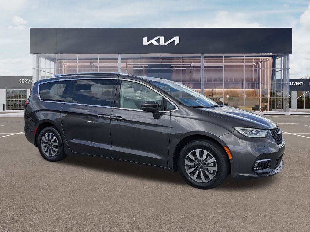 2021 Chrysler Pacifica Hybrid Touring L