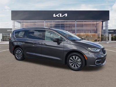 2021 Chrysler Pacifica Hybrid Touring L