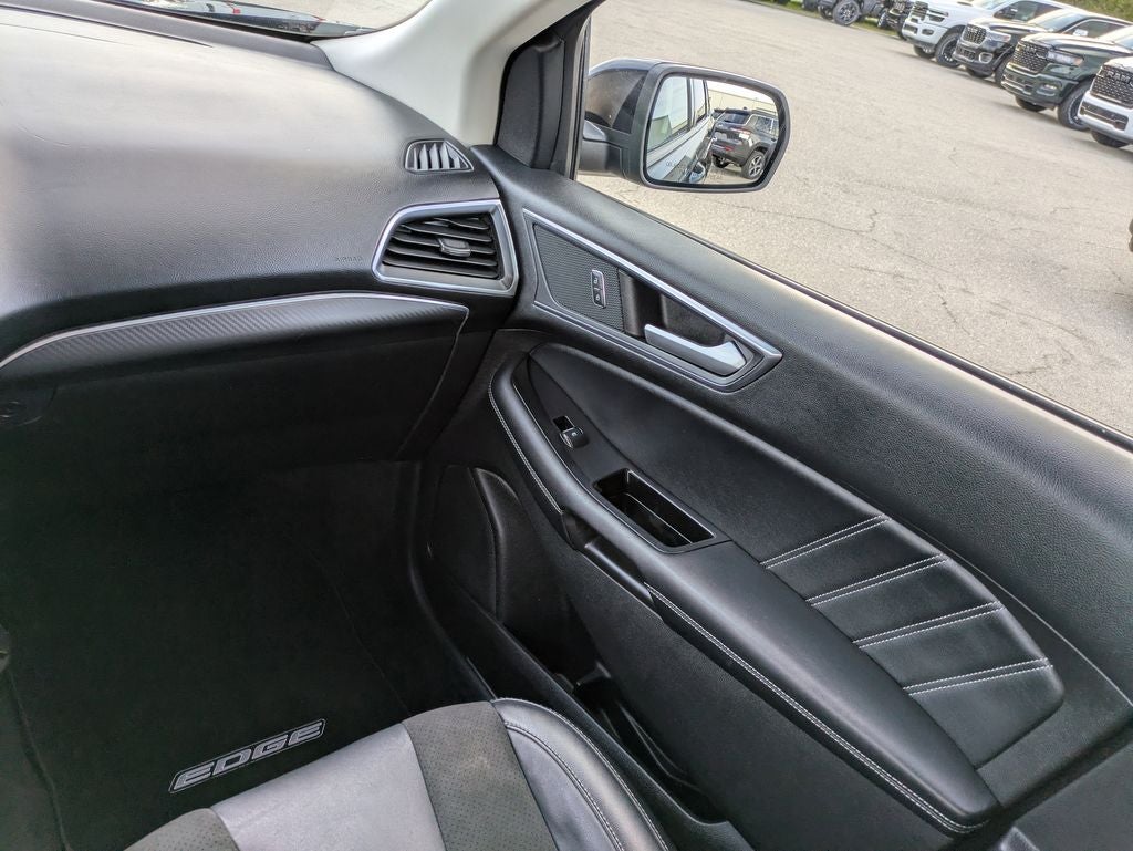 2017 Ford Edge Sport