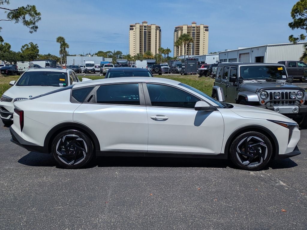 2025 Kia K4 EX