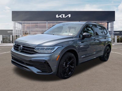 2024 Volkswagen Tiguan 2.0T SE R-Line Black