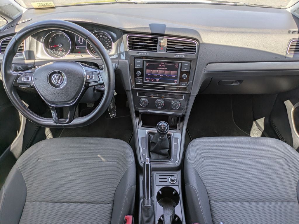 2018 Volkswagen Golf TSI S 4-Door