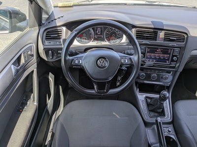 2018 Volkswagen Golf TSI S 4-Door